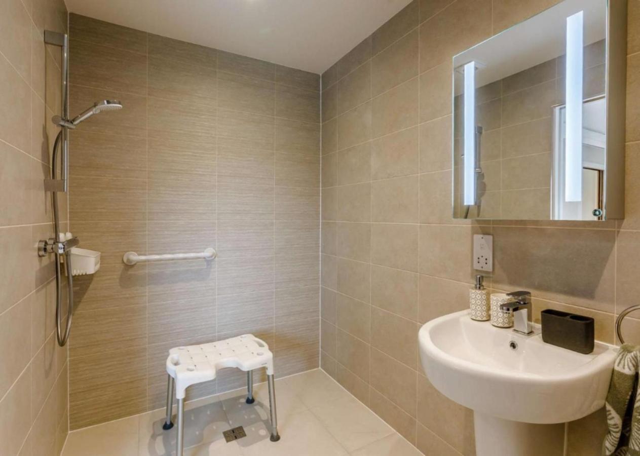 Fawn Cottage Disabled Adapted 3 Bedroom Hot Tub Coughton Exteriör bild