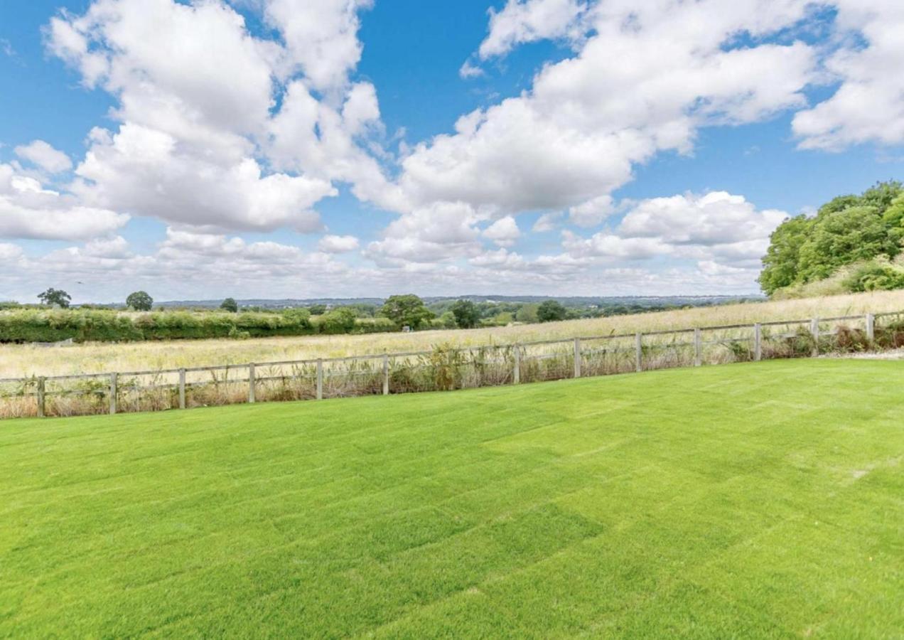 Fawn Cottage Disabled Adapted 3 Bedroom Hot Tub Coughton Exteriör bild