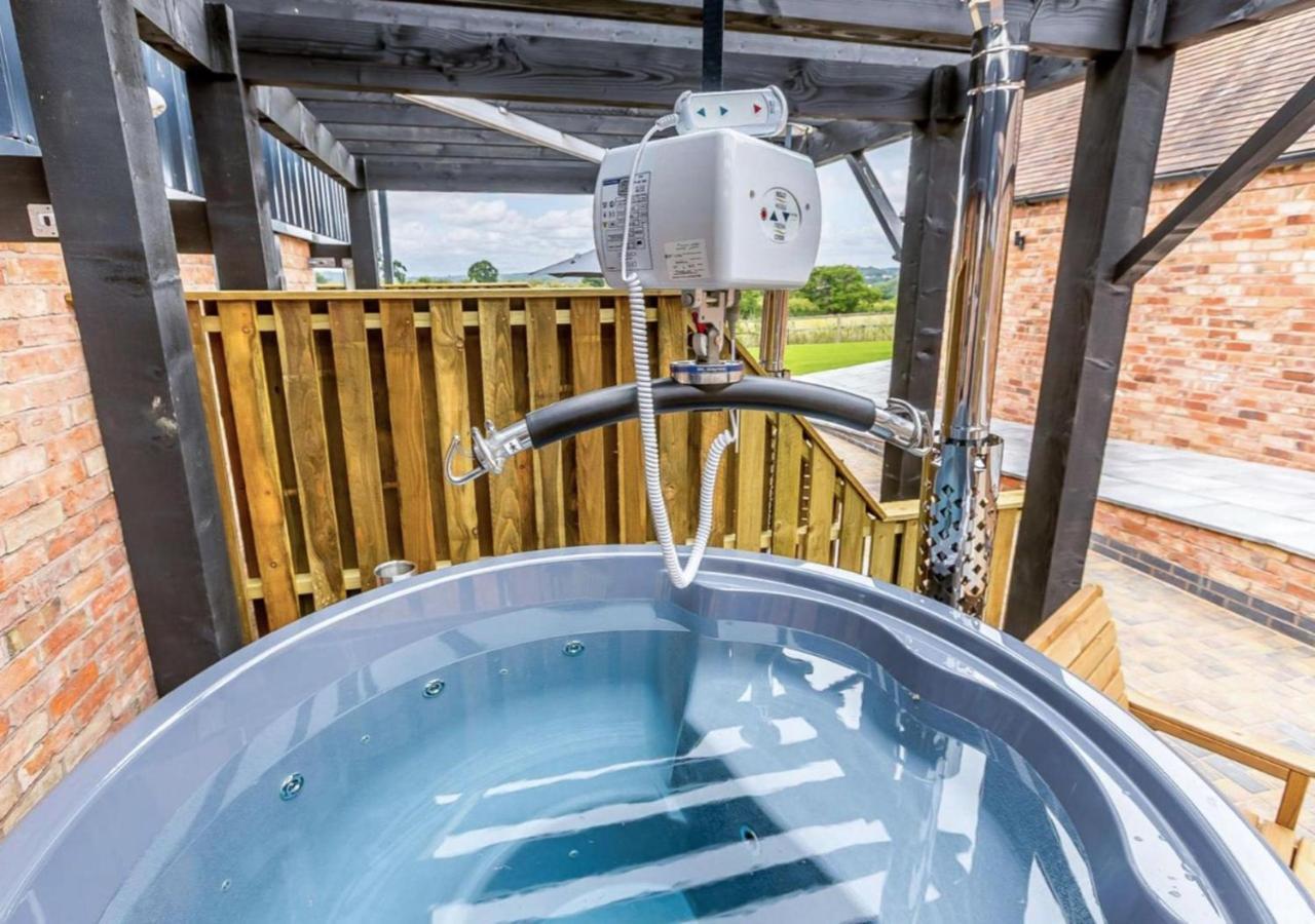 Fawn Cottage Disabled Adapted 3 Bedroom Hot Tub Coughton Exteriör bild